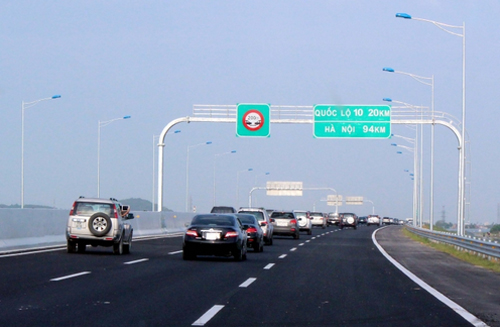 Thông xe khai thác tạm 22,7km cao tốc Hà Nội – Hải Phòng
